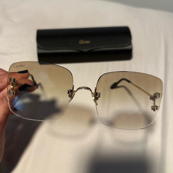CARTIER
Gold 'C de Cartier' Sunglasses - Picture 2 of 8